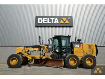Grejdr CATERPILLAR 12M3