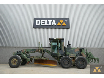 Grejdr CATERPILLAR