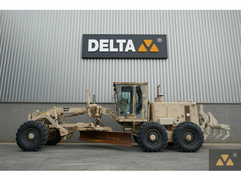 Grejdr CATERPILLAR