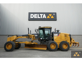 Grejdr CATERPILLAR 140M