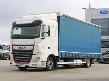 Plachtový nákladní auto DAF XF 450