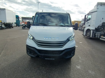 Nový Podvozek s kabinou Iveco Daily 40 - 180 Fahrgestell, E6 Automatik 2 Stück verfügbar: obrázek 2