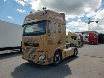Tahač DAF XF 530