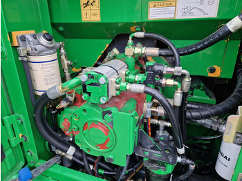Kolesové rýpadlo Hyundai Robex 160W-9A met 6-cilinder Cummins motor: obrázek 4
