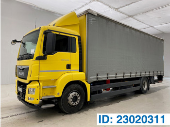 Plachtový nákladní auto MAN TGS 18.320
