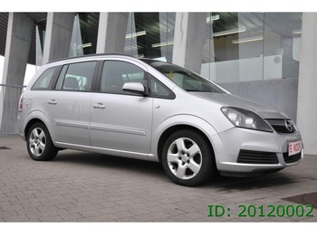 Osobní auto OPEL
