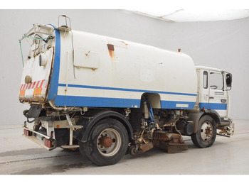 Zametací vůz Renault Midliner S150 - RHD: obrázek 5 Zametací vůz Renault Midliner S150 - RHD: obrázek 5