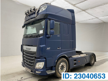Tahač DAF XF 106 460