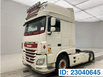 Tahač DAF XF 106 460