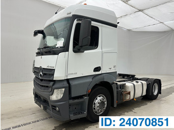 Tahač MERCEDES-BENZ Actros 1943