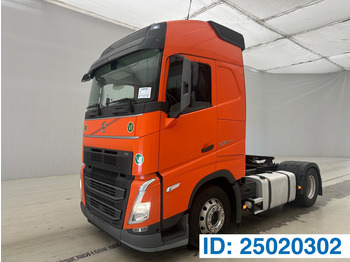 Tahač VOLVO FH 500