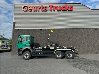 Hákový nosič kontejnerů MAN TGS 33.480