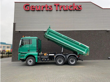 Sklápěč MAN TGX 26.560