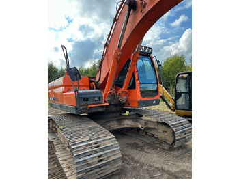 Pásové rýpadlo DOOSAN DX225LC