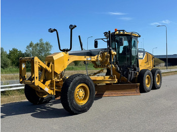 Grejdr CATERPILLAR 140M
