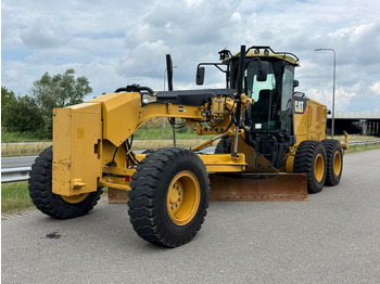 Grejdr CATERPILLAR 140M