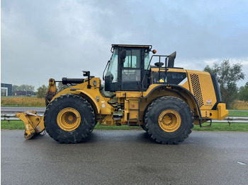 Kolový nakladač CATERPILLAR 966K