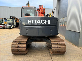 Pásové rýpadlo Hitachi ZX135US: obrázek 4