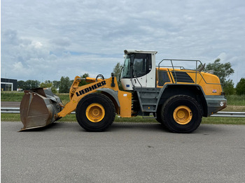 Kolový nakladač LIEBHERR L 566