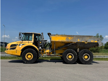 Kloubový sklápěč VOLVO A30