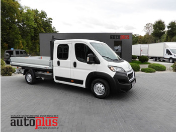 Dodávka s dvojitou kabinou PEUGEOT Boxer