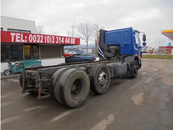 Podvozek s kabinou DAF CF 75.250 6X2: obrázek 4