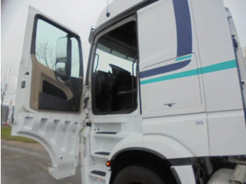 Tahač Mercedes-Benz Actros 1943 LS: obrázek 4 Tahač Mercedes-Benz Actros 1943 LS: obrázek 4