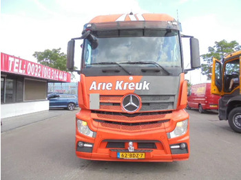 Tahač Mercedes-Benz Actros 2343 6X2 VOORLOOPAS: obrázek 2