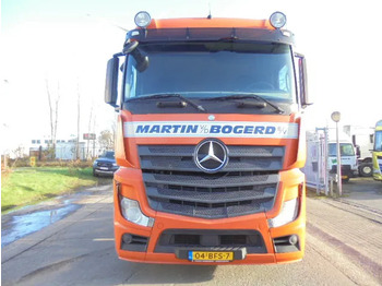 Tahač Mercedes-Benz Actros 2645 EUR6 6X2: obrázek 2