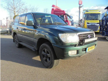 Osobní auto Toyota Land Cruiser: obrázek 3