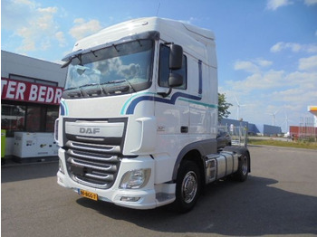 Tahač DAF XF 440