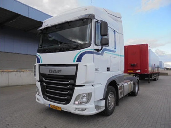 Tahač DAF XF 440