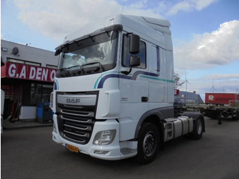 Tahač DAF XF 440