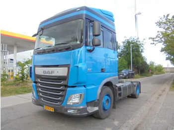 Tahač DAF XF 440