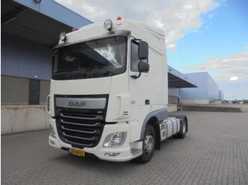 Tahač DAF XF 440
