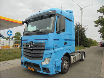 Tahač MERCEDES-BENZ Actros 1842