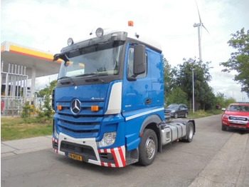 Tahač MERCEDES-BENZ Actros 1842