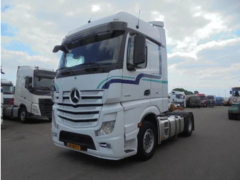 Tahač MERCEDES-BENZ Actros 1943
