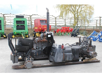 Traktor RENAULT Ares