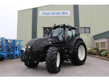 Traktor VALTRA T162