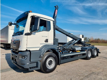 Hákový nosič kontejnerů MAN TGS 33.480
