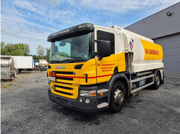 Cisternové vozidlo SCANIA P 270