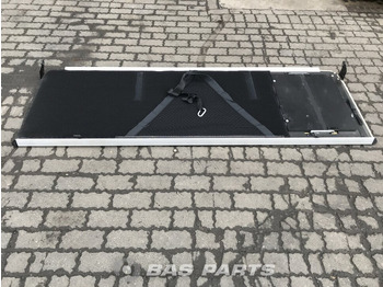 Náhradní díly MERCEDES-BENZ