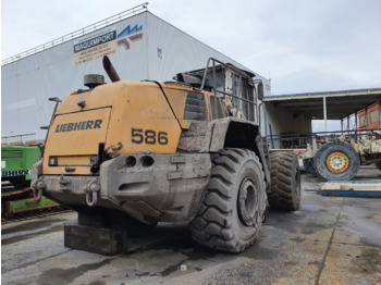 Kolový nakladač LIEBHERR L 586