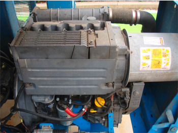 Nůžková plošina Genie GS4390RT: obrázek 5
