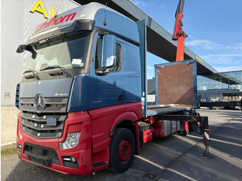 Plachtový nákladní auto MERCEDES-BENZ Actros 2548