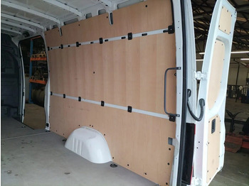 Kabina a interiér pro Dodávka Mercedes-Benz Binnenbekleding L2H2 Sprinter: obrázek 3