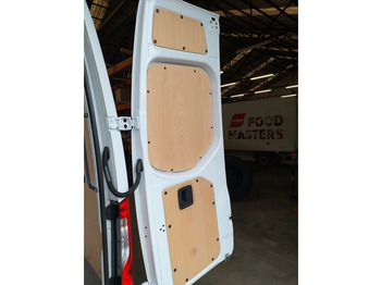 Kabina a interiér pro Dodávka Mercedes-Benz Binnenbekleding L2H2 Sprinter: obrázek 2