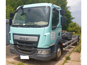 Hákový nosič kontejnerů DAF LF 180