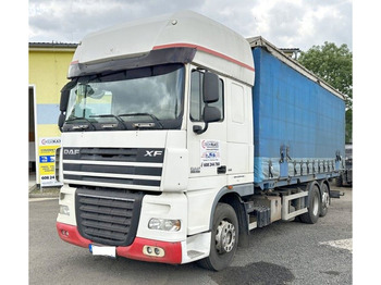 Plachtový nákladní auto DAF